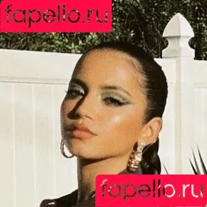 Isabela Merced / isabelamerced / isabelamercedmusic Onlyfans Photo Gallery 