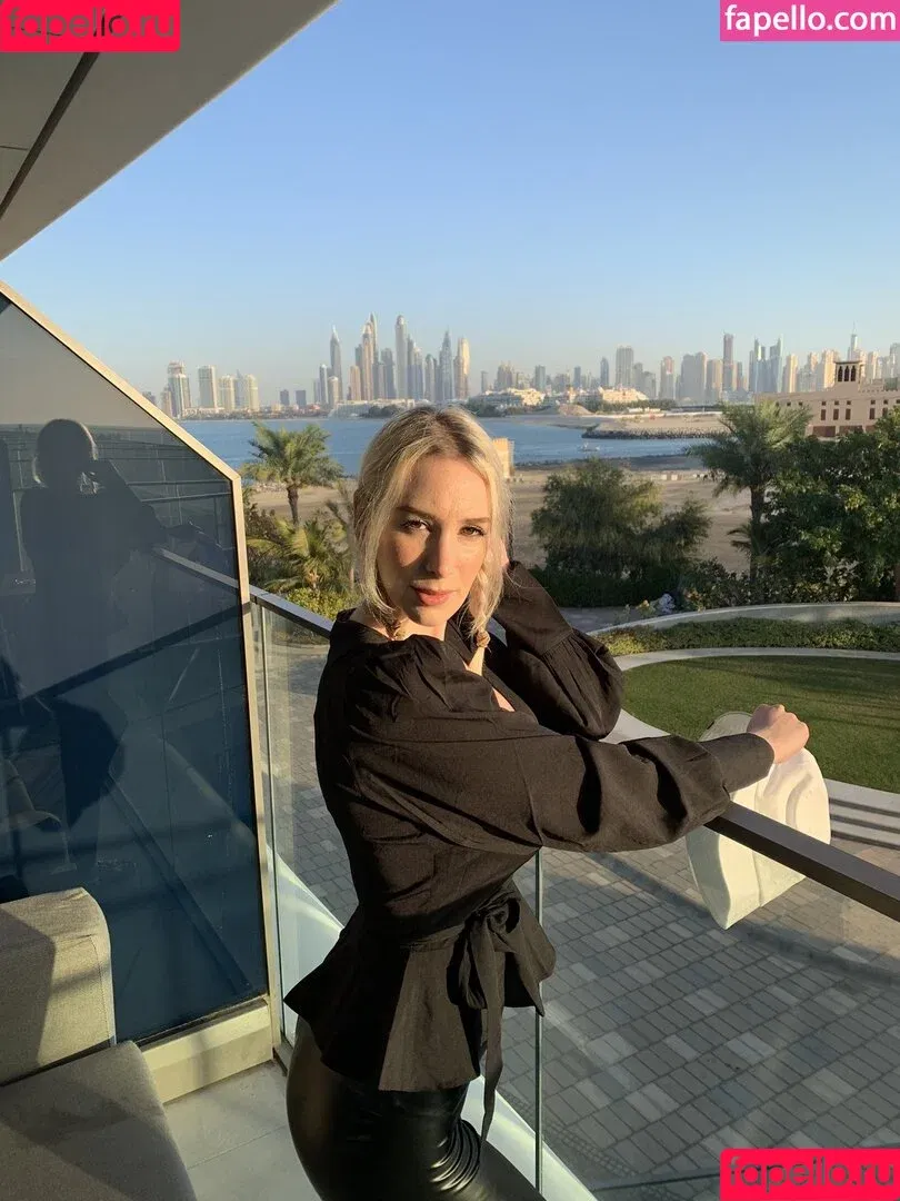 Stella Cinderella / stella_cinderella_official / stellacinderella Onlyfans Photo Gallery 