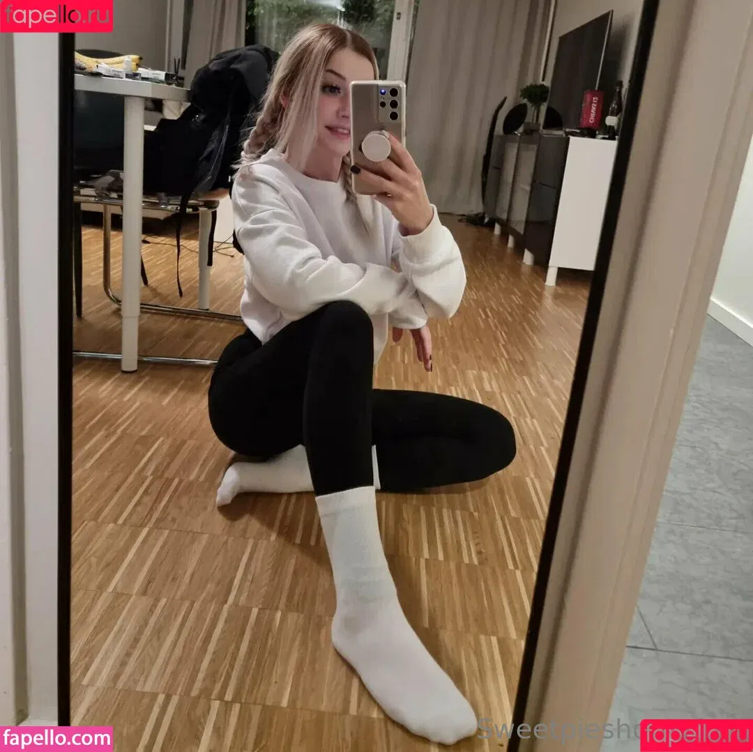 sweethoney_pie / sweetpieshornyfree Onlyfans Photo Gallery 