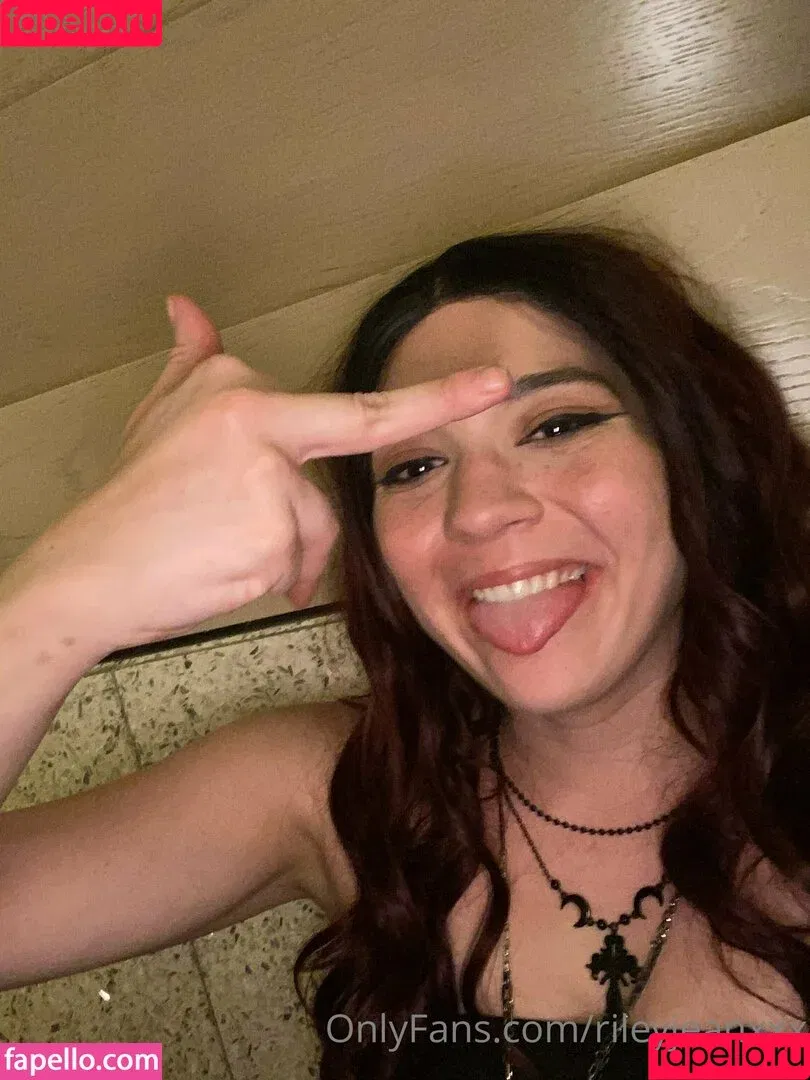 Riley Jean / rileyjean / rileyjeanxxx Onlyfans Photo Gallery 