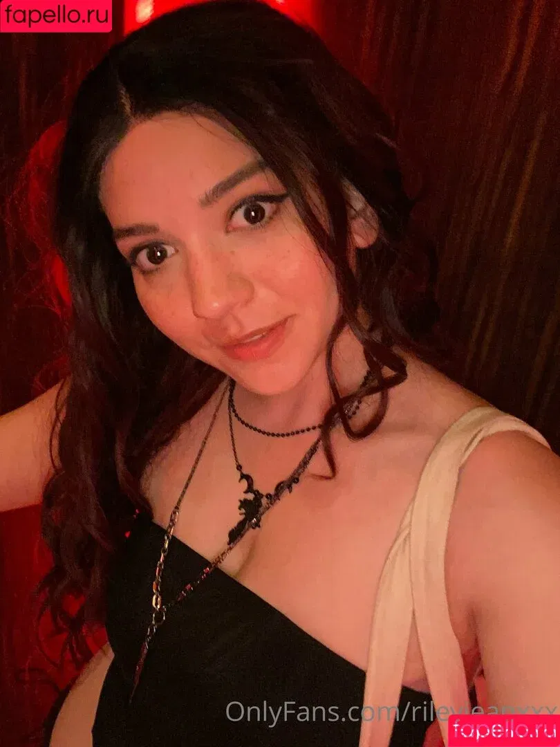 Riley Jean / rileyjean / rileyjeanxxx Onlyfans Photo Gallery 