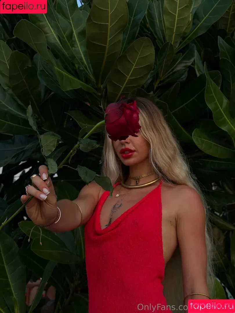 labell_lo / labello Onlyfans Photo Gallery 