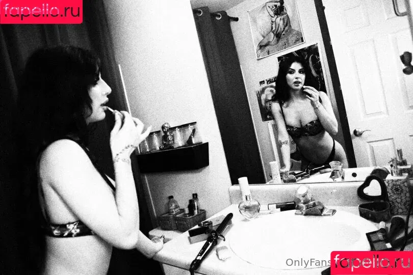 bbykenzi Onlyfans Photo Gallery 