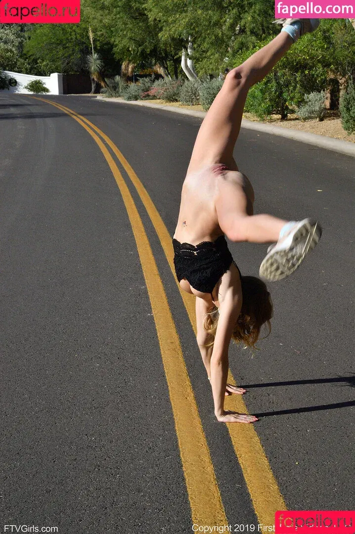 Hannah Hawthorne / hannah_hawthorne0412 / misshannahhub Onlyfans Photo Gallery 