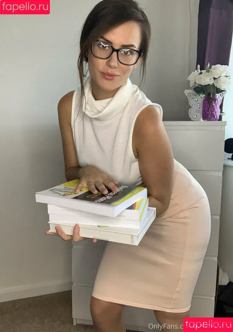 directory / milfcharlieerose3 Onlyfans Photo Gallery 