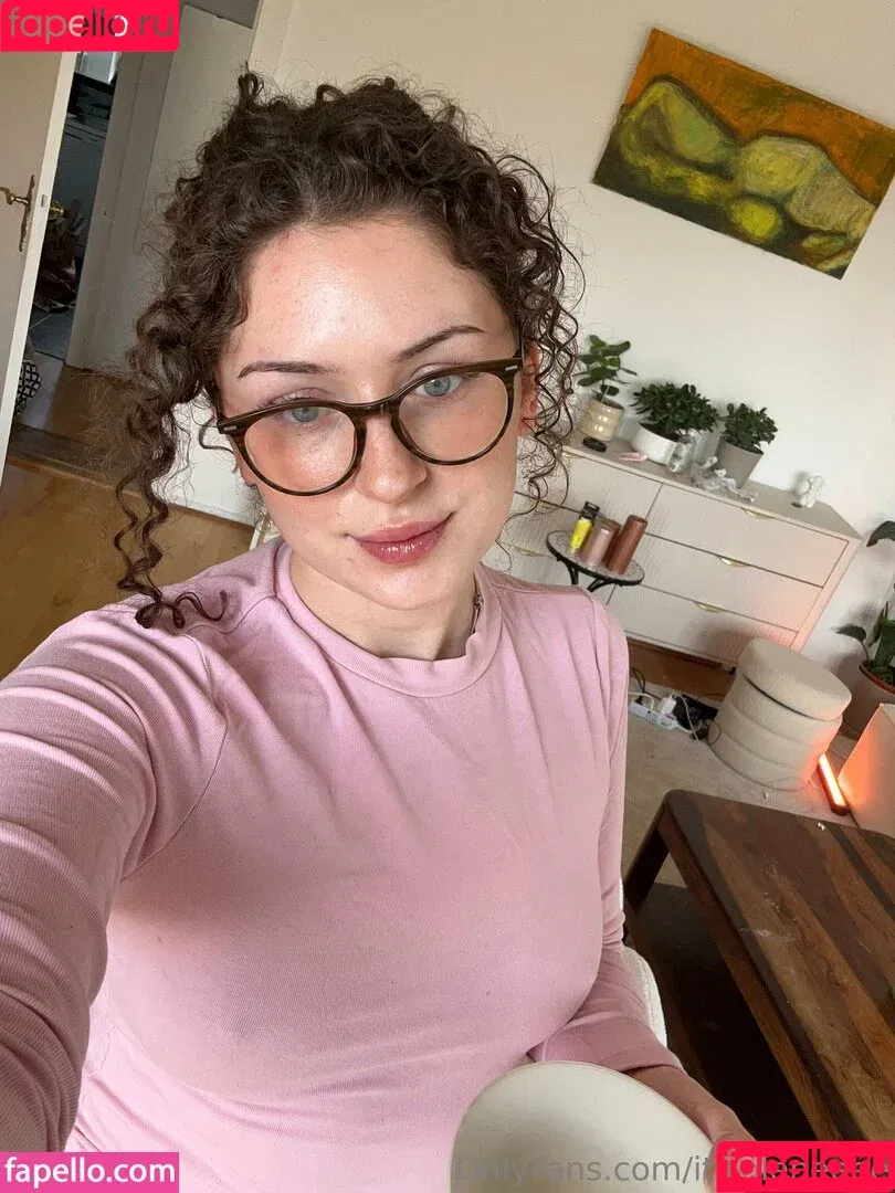 itsjoleneeee / joooes.secret Onlyfans Photo Gallery 