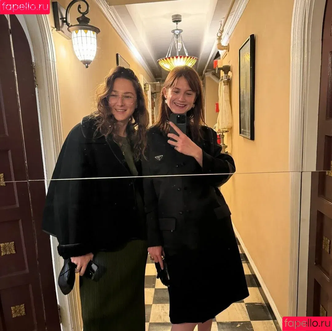 Bonnie Wright / thisisbwright Onlyfans Photo Gallery 