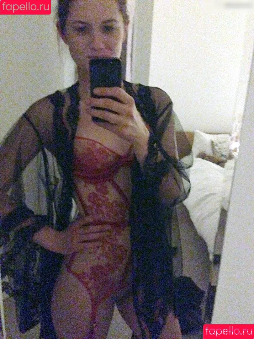 Bonnie Wright / thisisbwright Onlyfans Photo Gallery 