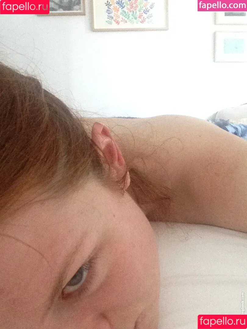 Bonnie Wright / thisisbwright Onlyfans Photo Gallery 