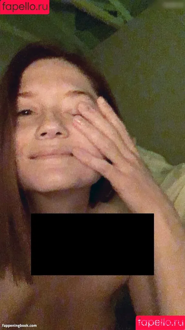 Bonnie Wright / thisisbwright Onlyfans Photo Gallery 