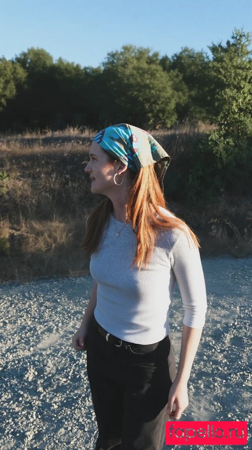 Bonnie Wright Nude Onlyfans Photo 92