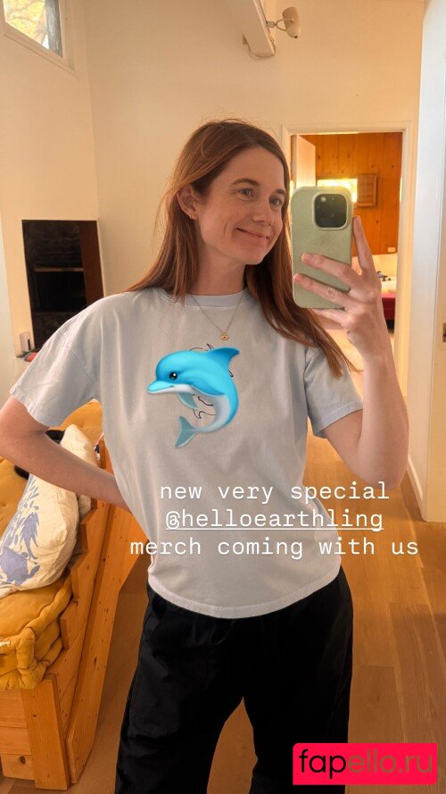 Bonnie Wright Nude Onlyfans Photo 32