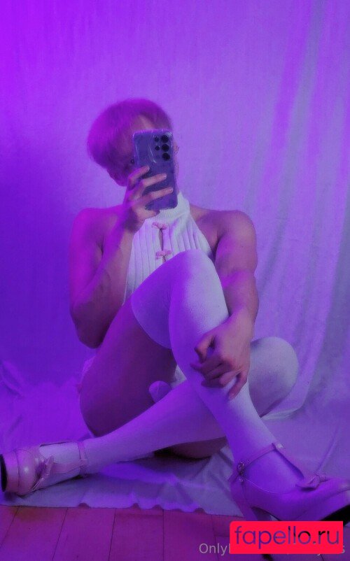 _.fluffycos._ Nude Onlyfans Photo 16