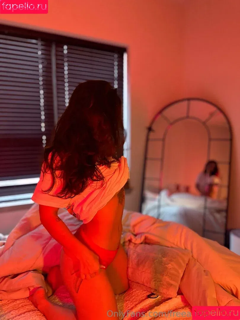 freeanattraction / secretfreeattraction Onlyfans Photo Gallery 