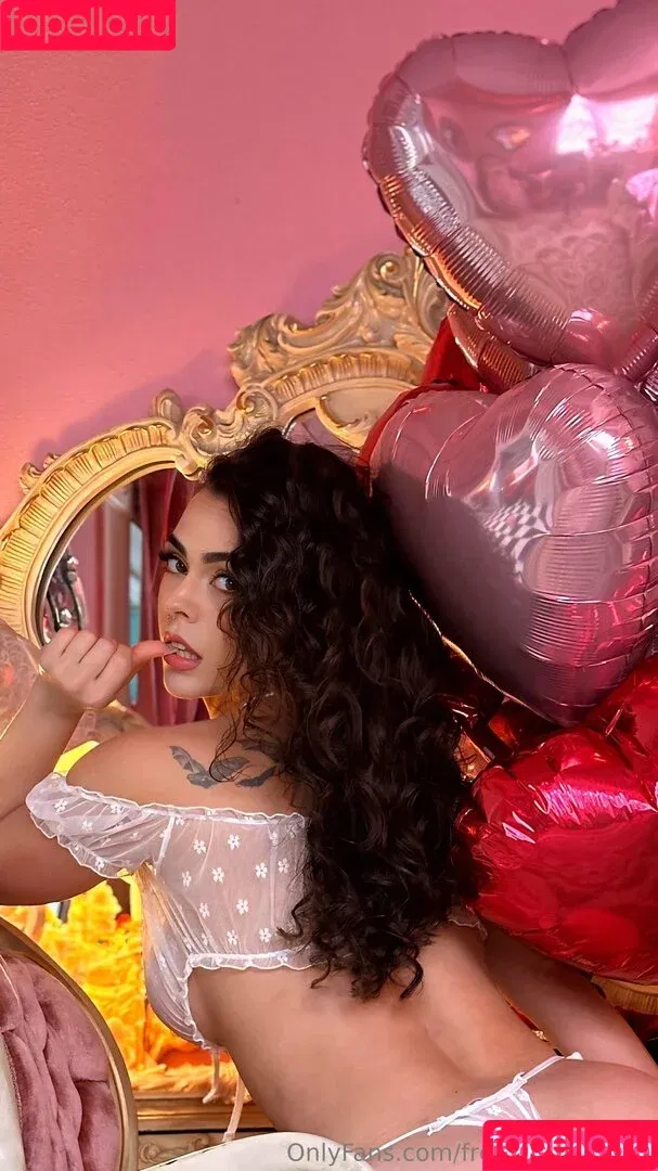 freeanattraction / secretfreeattraction Onlyfans Photo Gallery 