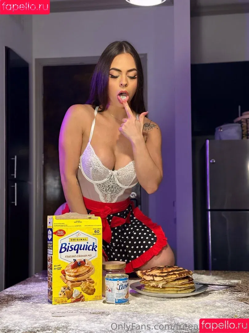 freeanattraction / secretfreeattraction Onlyfans Photo Gallery 