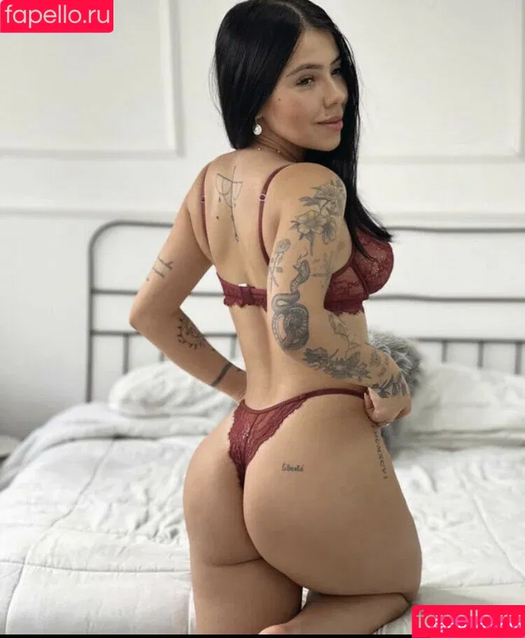 Pietra Lebron / pietralebron / pietraonlyfan Onlyfans Photo Gallery 