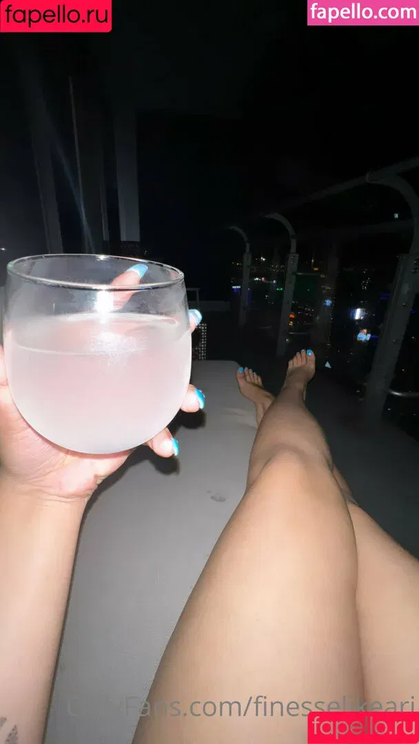 arieljlove777 / finesselikeari Onlyfans Photo Gallery 