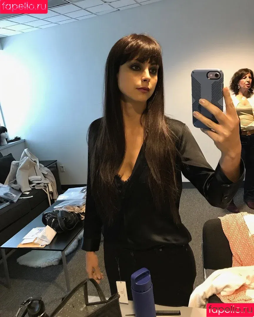Morena Baccarin / morenabaccarin Onlyfans Photo Gallery 