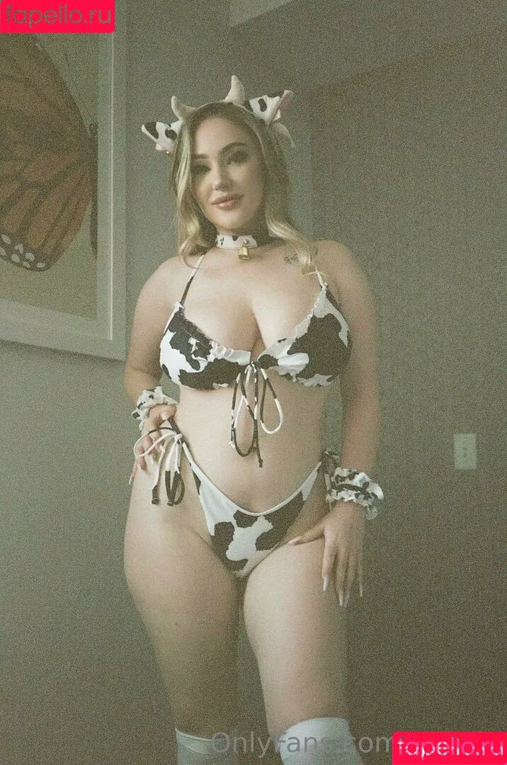 Aria_six / Ariasix Onlyfans Photo Gallery 