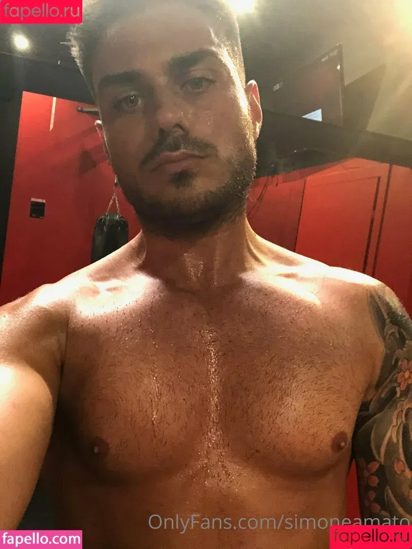 iamsimoneamato / simoneamato Onlyfans Photo Gallery 