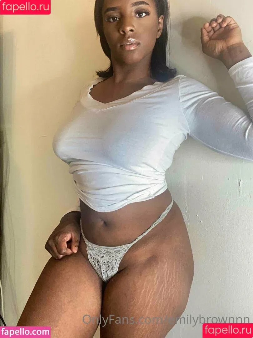 emilybrownnn / emilybrownnnn Onlyfans Photo Gallery 
