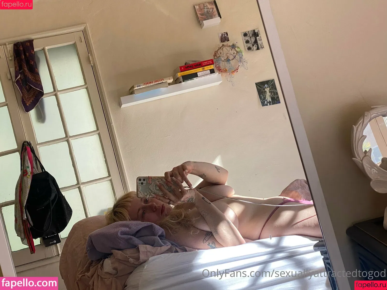 Girlpool / Harmony Tividad / harmonytividad / sexuallyattractedtogod Onlyfans Photo Gallery 