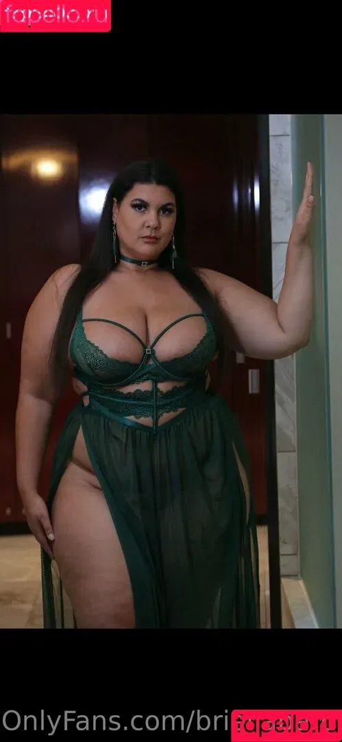 briellabardot / buttercream19 Onlyfans Photo Gallery 