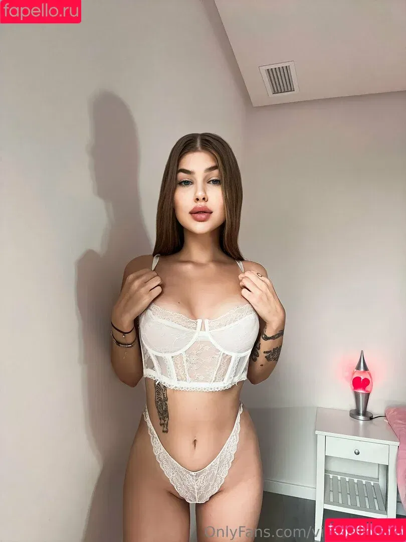 Nymphet / carolllfly / enchantingdora / virgin_desire / virgin_desire69 Onlyfans Photo Gallery 