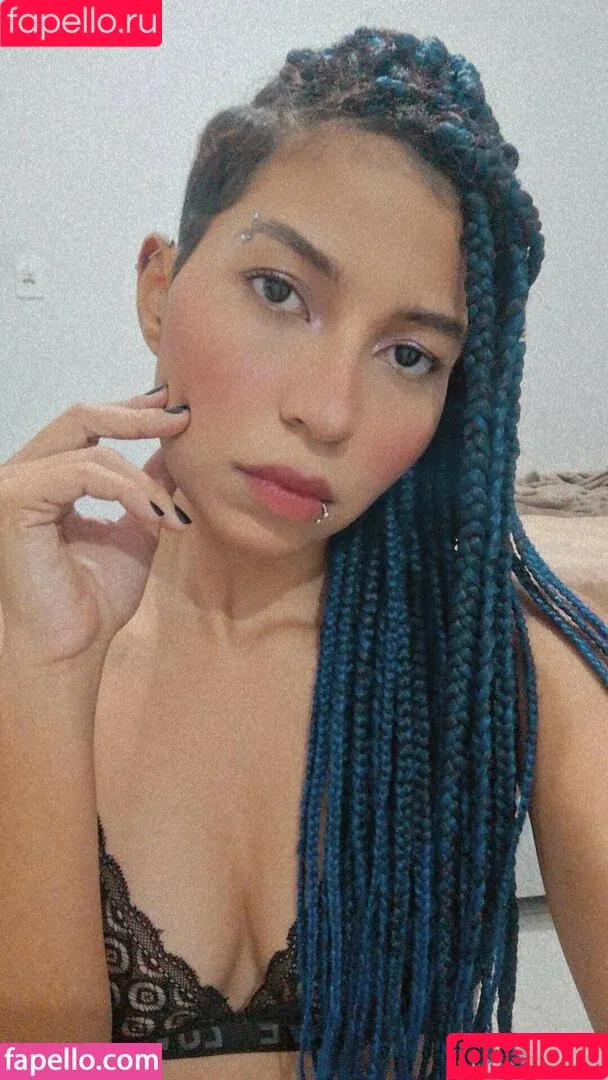 Coraline_89 / coralineros Onlyfans Photo Gallery 