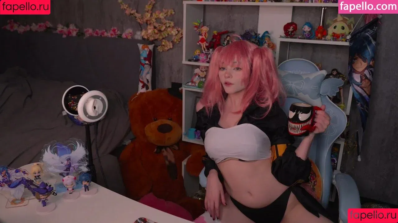 Linaneyeon / neponiru Onlyfans Photo Gallery 