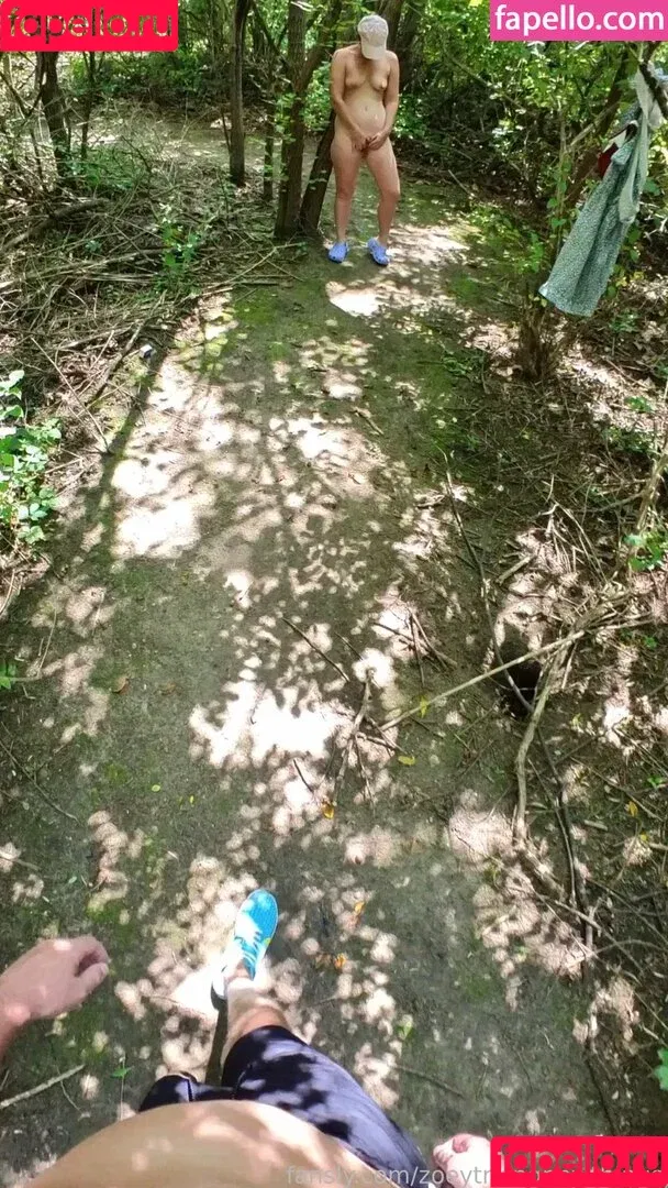 robdeanhoskins / zoeytryingnewthings Onlyfans Photo Gallery 