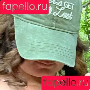 robdeanhoskins / zoeytryingnewthings Onlyfans Photo Gallery 