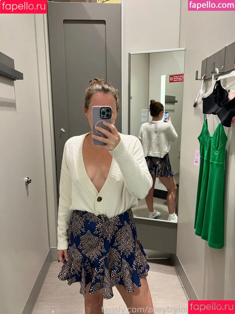 robdeanhoskins / zoeytryingnewthings Onlyfans Photo Gallery 