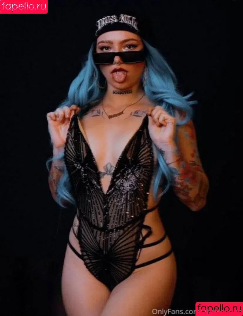 Angie Corine / angiecorine Onlyfans Photo Gallery 