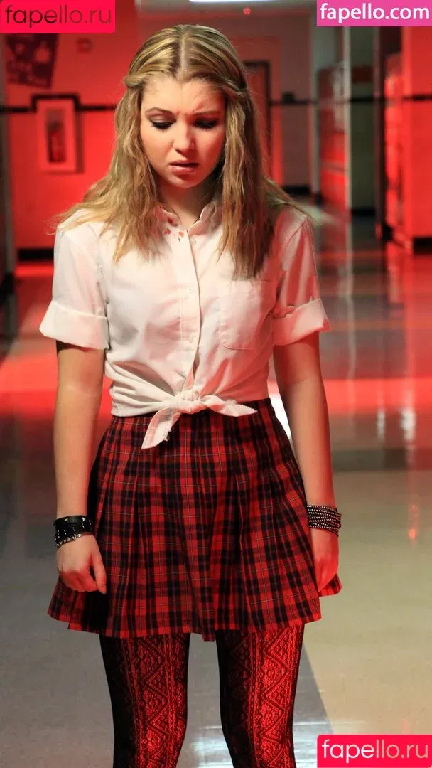 Sammi Hanratty / sammihanratty Onlyfans Photo Gallery 