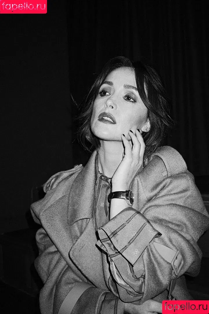Rose Byrne / fullyrosebyrne Onlyfans Photo Gallery 