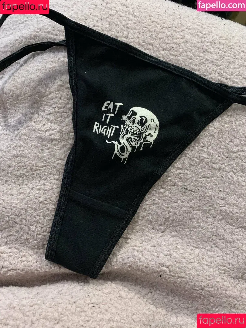 gothiccpeach / gothicpeach Onlyfans Photo Gallery 