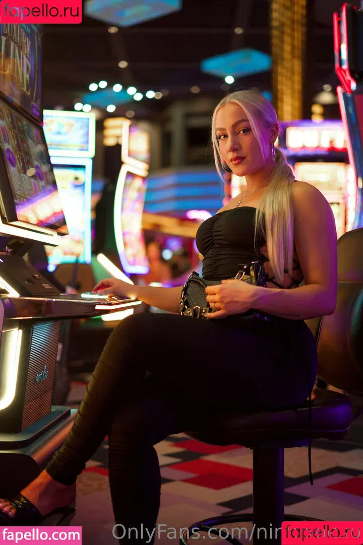 nchristin Onlyfans Photo Gallery 