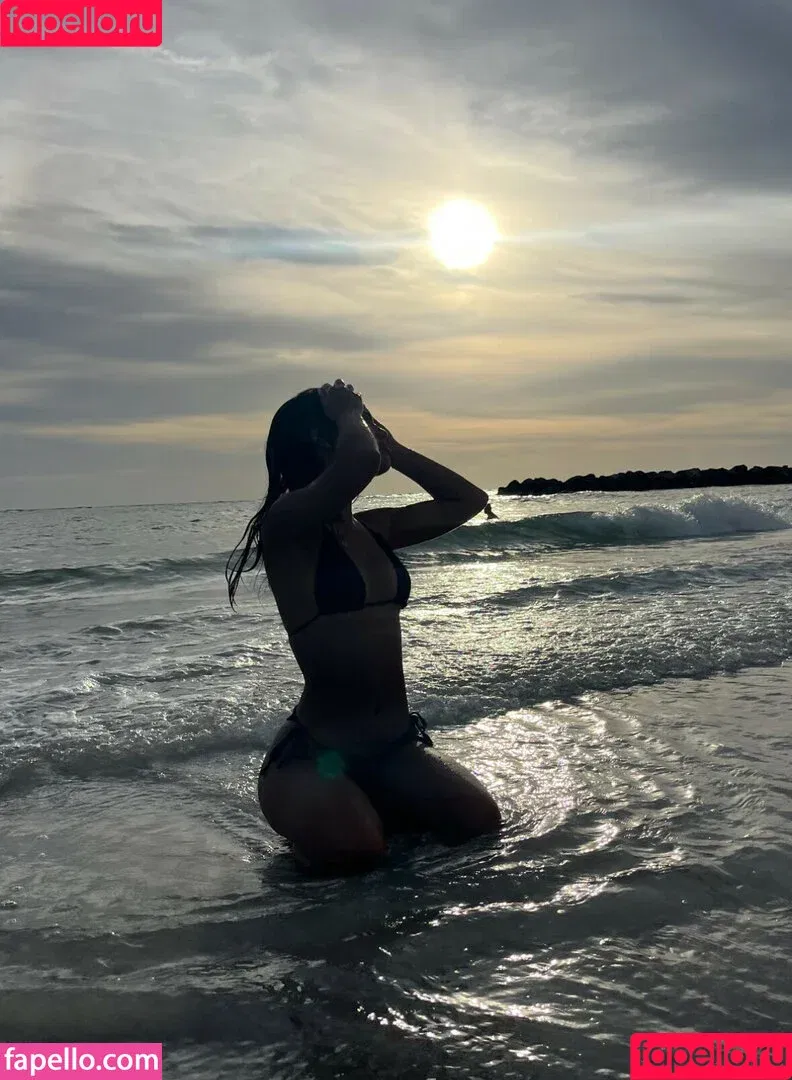 Victoria.Jaimess / tsvictoriajames / vibew.victoria Onlyfans Photo Gallery 