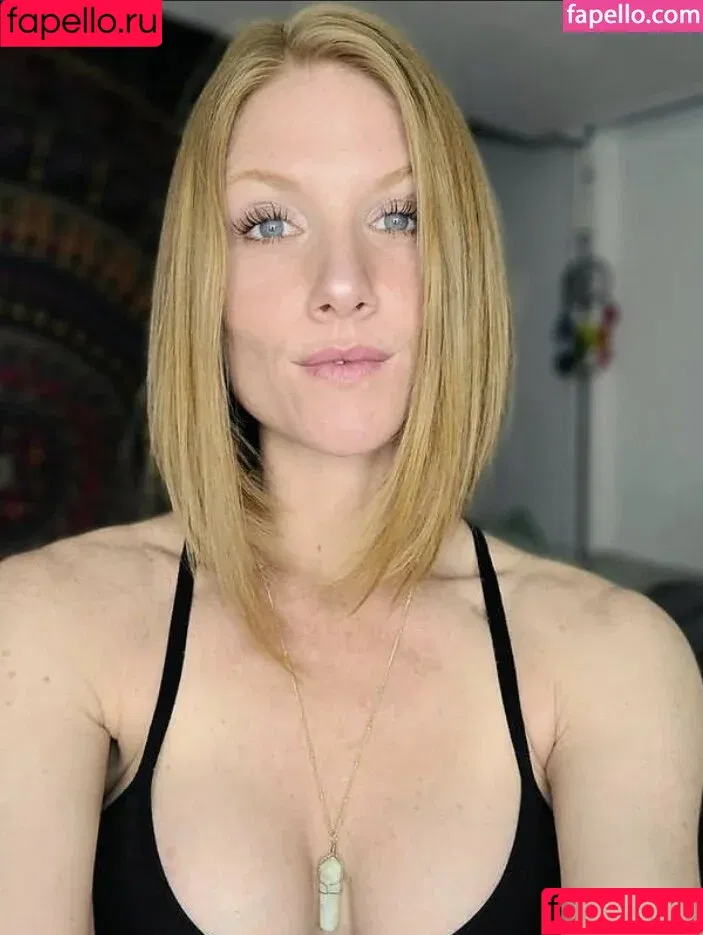 Akgingersnaps / therealakgingersnaps Onlyfans Photo Gallery 