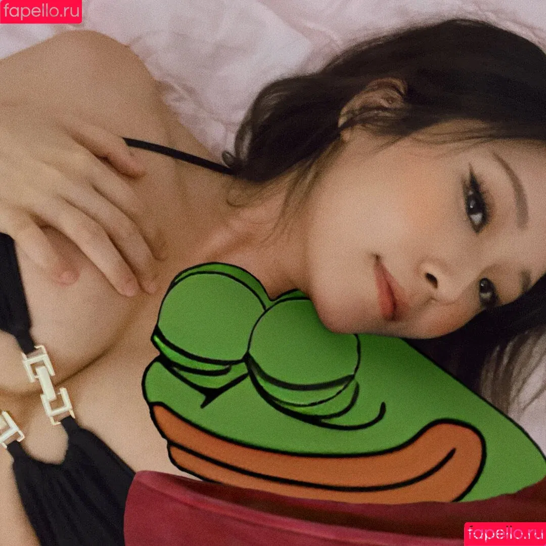 Stacey / Ya Stacey / s.kim / staceysaranxxx / ya.stacey Onlyfans Photo Gallery 