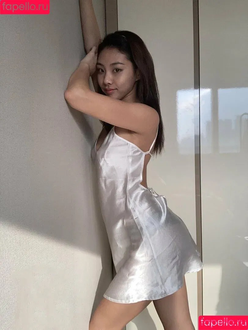 Stacey / Ya Stacey / s.kim / staceysaranxxx / ya.stacey Onlyfans Photo Gallery 