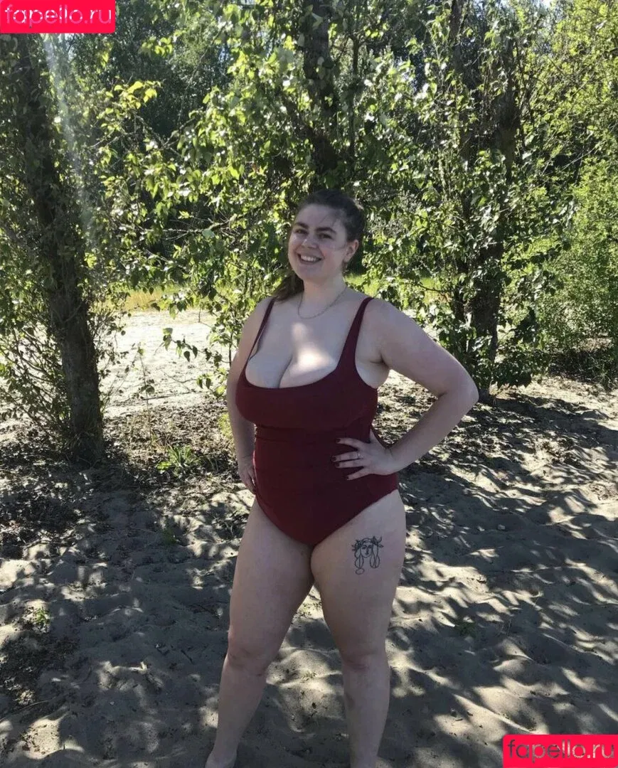 Summie / ssatre / summie222 Onlyfans Photo Gallery 