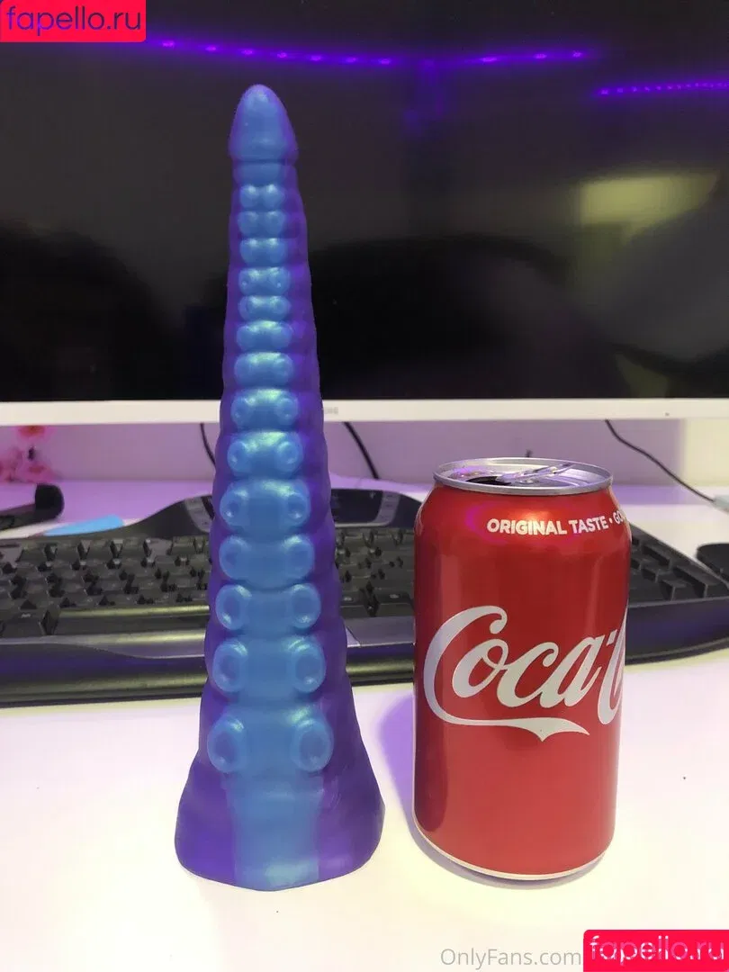 kinkynyrafree / kyrafree Onlyfans Photo Gallery 