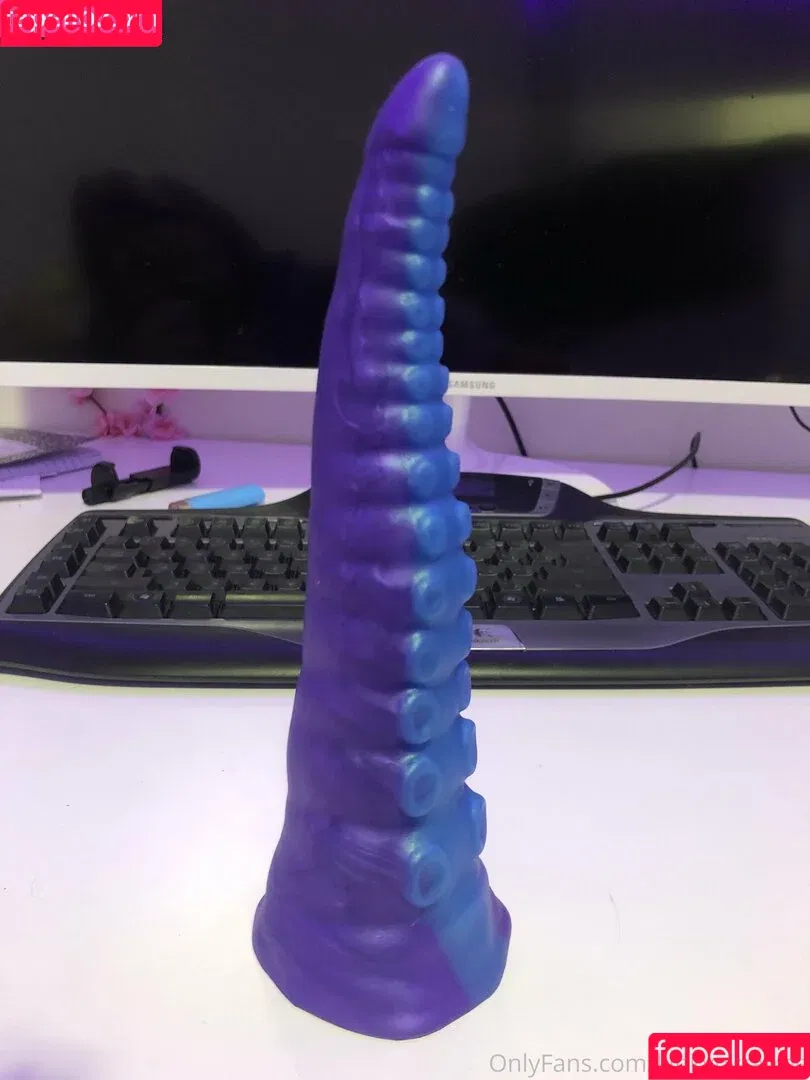 kinkynyrafree / kyrafree Onlyfans Photo Gallery 