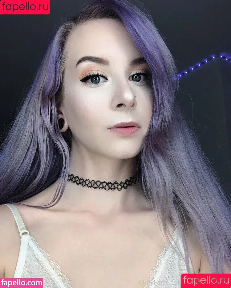 kinkynyrafree / kyrafree Onlyfans Photo Gallery 