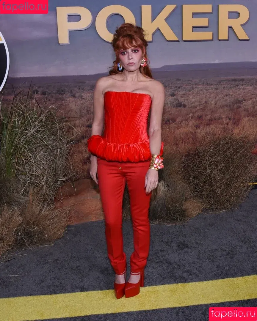 Natasha Lyonne / nlyonne Onlyfans Photo Gallery 