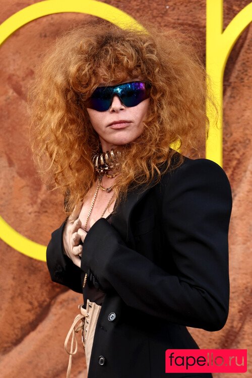 Natasha Lyonne Nude Onlyfans Photo 31