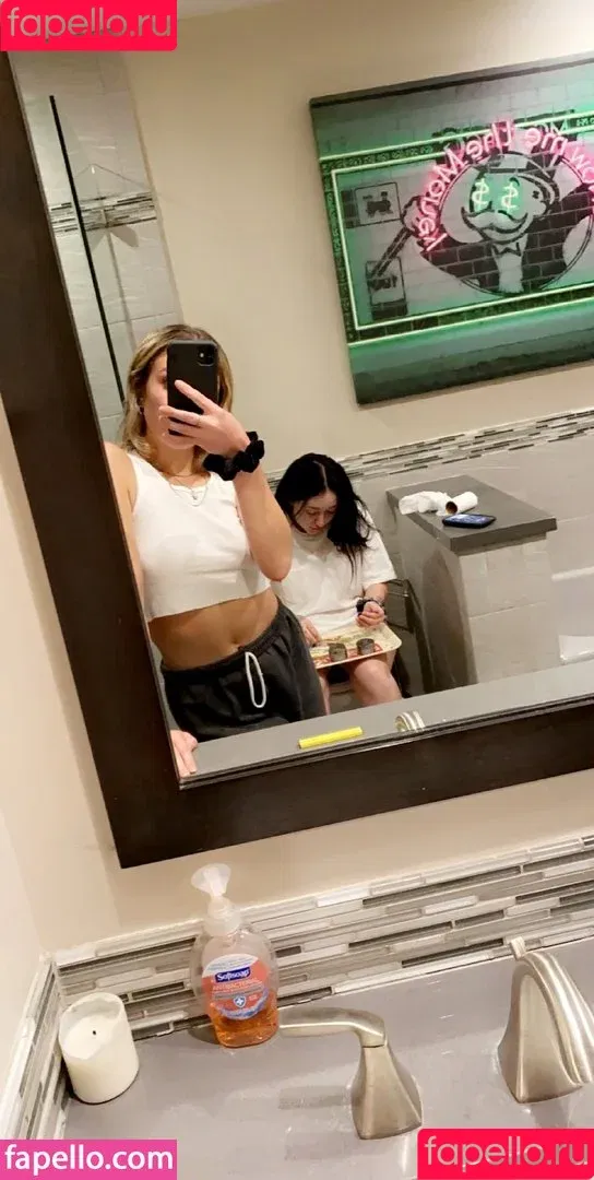 Noah Cyrus / noahcyrus Onlyfans Photo Gallery 